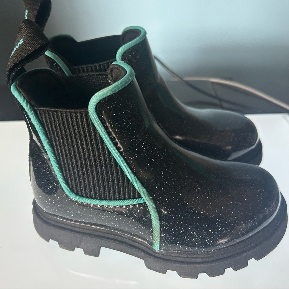 Native Kids Boots - Sparkle Teal Gloss Child Black - Size 7 (Little Kid)